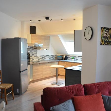 Spacious Flat Close To The Railway Station Troyes Room photo